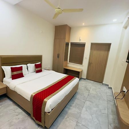 Hotel Raga Karimnagar Exterior foto