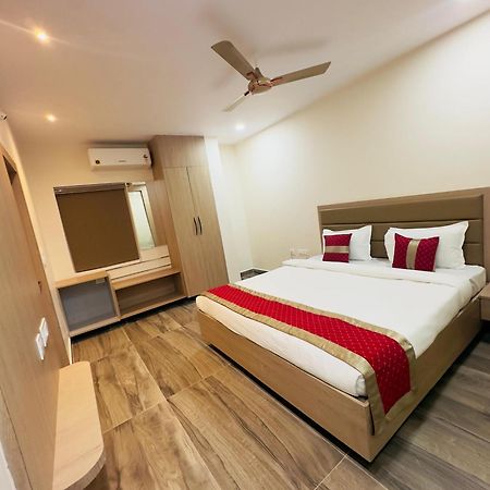 Hotel Raga Karimnagar Exterior foto