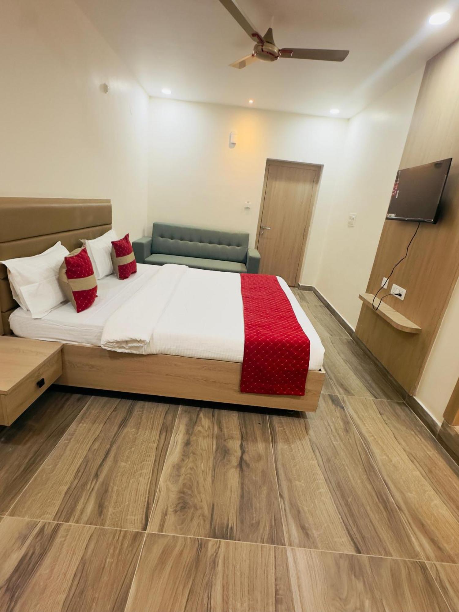 Hotel Raga Karimnagar Exterior foto